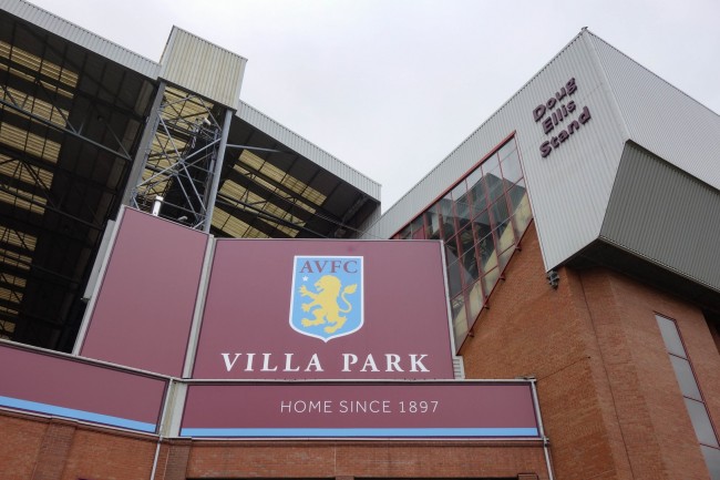 Keir Starmer pensa che sia "la decisione sbagliata" chiudere lo stadio Aston Villa ai tifosi israeliani
