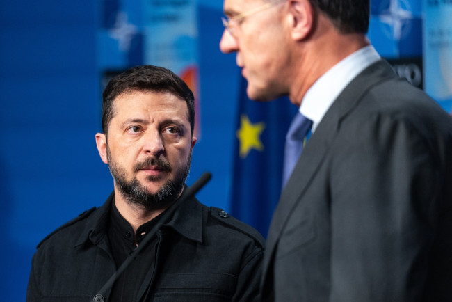 Mark Rutte avverte che l'Ucraina affronta l'inverno più rigido degli ultimi anni mentre gli attacchi russi paralizzano l'approvvigionamento elettrico