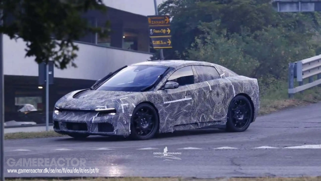 La Ferrari Luce continua a essere controversa, ora a causa dei suoi enormi tergicristalli