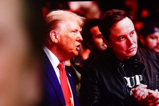 Musk, che ha accusato Trump di essere nei file di Epstein, è nominato anche nei documenti appena rilasciati