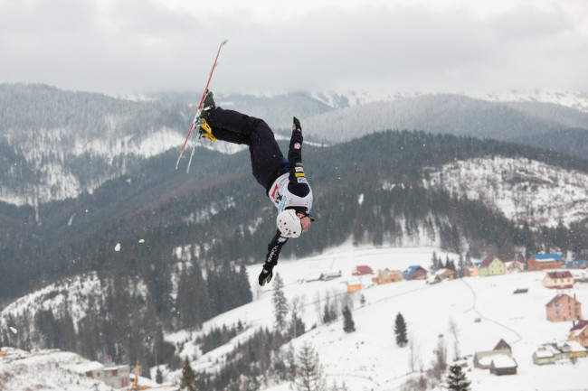 Donald Trump definisce lo sciatore Hunter Hess un "vero perdente" dopo commenti sul rappresentare gli USA