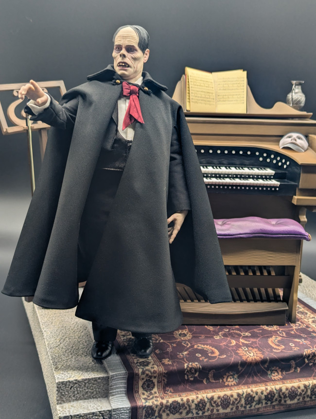 La figura d'azione Phantom of the Opera 1/6 è un meraviglia da ammirare