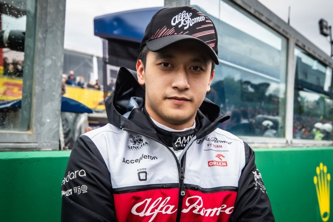 L'ex pilota Alfa Romeo/Sauber F1 Zhou Guanyu si unisce alla Cadillac come pilota di riserva