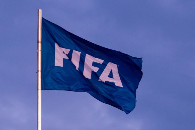 La FIFA è stata colpita da una causa potenzialmente miliardaria per regolamenti illegali