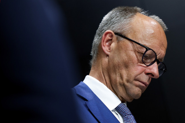 La Germania esplora l'uso di armi nucleari francesi e britanniche per deterrenza senza costruirne una propria