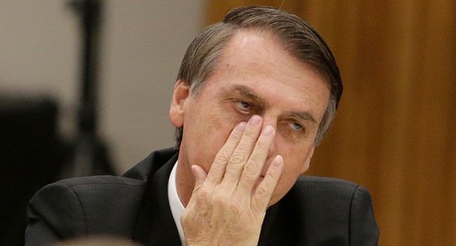 Bolsonaro si rivolge ai libri per ridurre il tempo in prigione