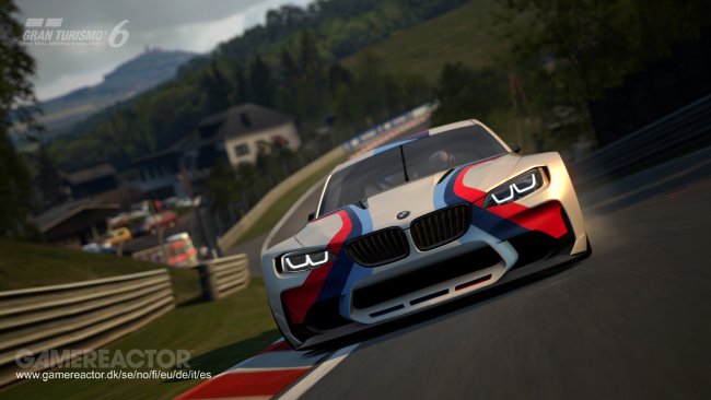 BMW abbandona il suo ridicolo abbonamento ai sedili riscaldati