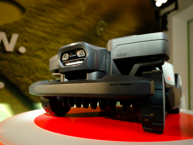 Abbiamo fatto un viaggio in Germania per vedere la nuova linea di tosaerba Roborock