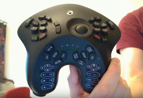 Valve vuole creare un nuovo Steam Controller