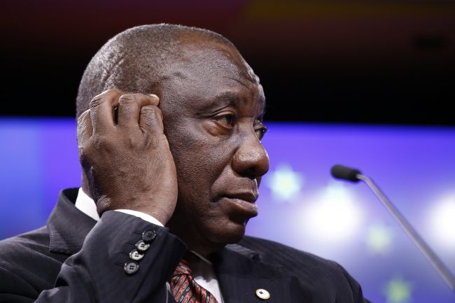 Donald Trump taglia gli aiuti finanziari al Sudafrica per "discriminazione razziale" contro gli afrikaner