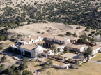 Gli investigatori stanno perquisiendo l'ex ranch di Jeffrey Epstein nel New Mexico