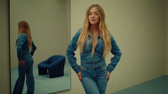 Lo spot American Eagle di Sydney Sweeney vede le azioni aumentare del 10%