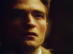 Robert Pattinson ci benedice con un'altra vocina divertente nel trailer Primetime 