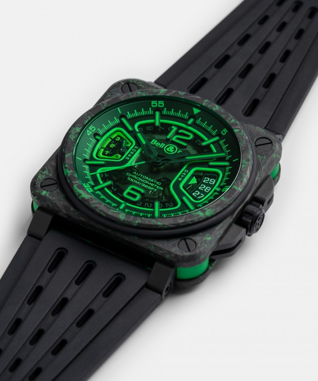 Bell & Ross lancia un orologio luminescente descritto come uno "strumento high-tech"