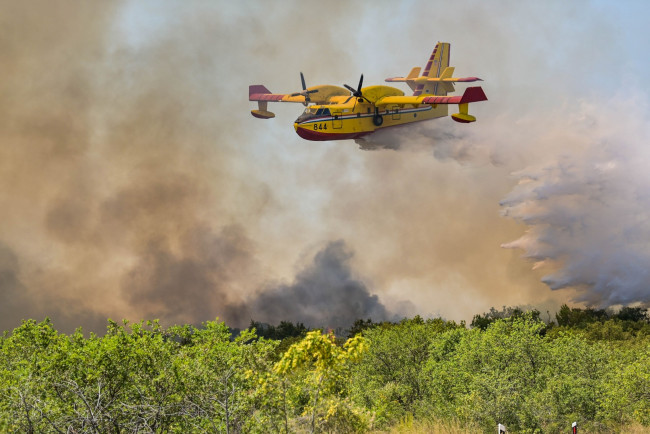 La quarta ondata di caldo europea è arrivata, mentre la Francia affronta "la situazione di incendio più grave dalla Seconda Guerra Mondiale"