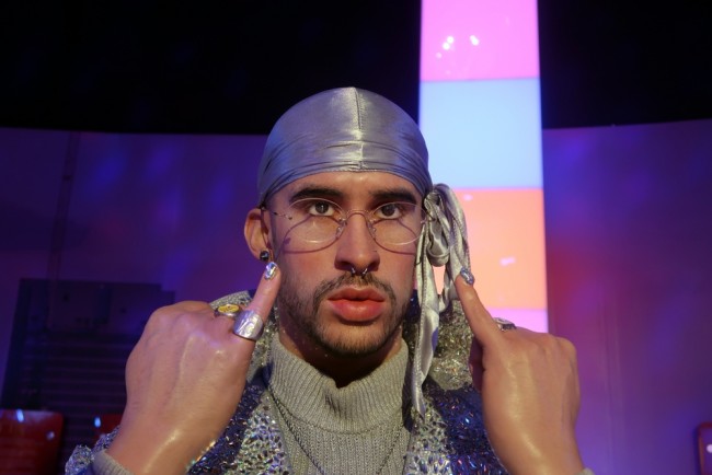Donald Trump critica la performance di Bad Bunny al Super Bowl, un "affronto alla grandezza dell'America"