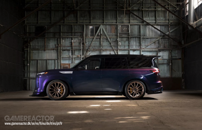 Dai un'occhiata a questo SUV Infinity con motore GT-R all'interno