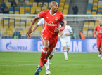 La leggenda del Benfica Luis&atilde;o lo chiamava "scimmia, Giuda" dopo aver sostenuto il connazionale Vin&iacute;cius