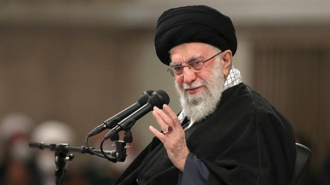 Il leader supremo dell'Iran rifiuta i colloqui sul nucleare con gli Stati Uniti