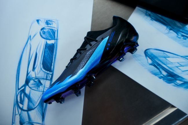 Bugatti si allea con Adidas per un paio di scarpe da calcio
