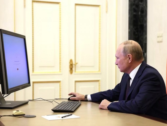 Putin ottiene il pieno controllo di Internet in Russia