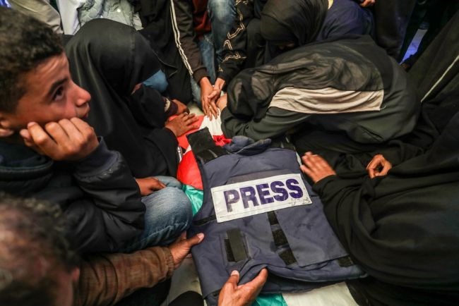 I giornalisti di Reuters e AP che sono morti nell'attacco all'ospedale di Gaza non sono stati presi di mira intenzionalmente