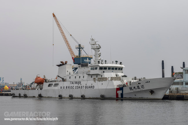 Taiwan porta una delegazione diplomatica straniera in pattuglia della Guardia Costiera al largo della costa cinese