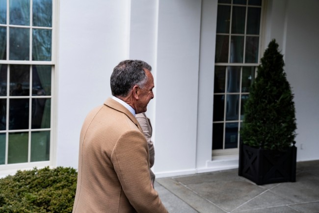 Gli inviati di Trump arrivano a Mosca per i colloqui di pace in Ucraina