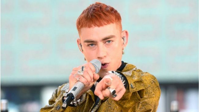 Olly Alexander rappresenterà il Regno Unito all'Eurovision 2024