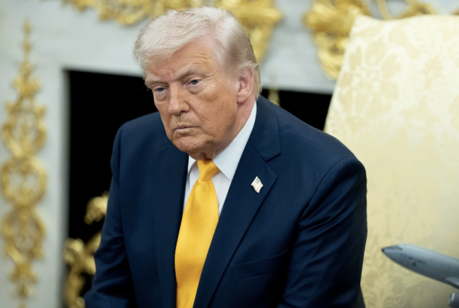 Trump esorta Israele a evitare ulteriori attacchi contro siti energetici iraniani