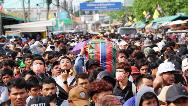 Trump dice che chiamerà a fermare i rinnovati combattimenti tra Thailandia e Cambogia