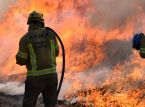 Gli incendi costringono a evacuazioni di massa su Creta