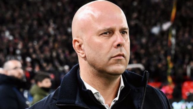 Arne Slot si prevedeva di continuare al Liverpool se si assicurassero un posto in Champions League
