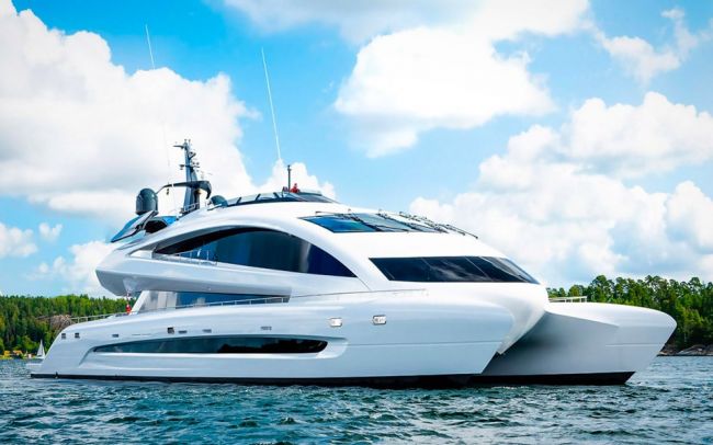 Il nuovo superyacht Porsche sembra che potrebbe decollare nello spazio