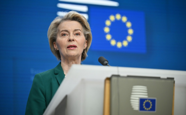 L'UE promette di concedere un prestito all'Ucraina da 90 miliardi di euro nonostante il blocco ungherese