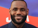 LeBron James esagera, ma ammette che l'et&agrave; conta: "Guarda il mio certificato di nascita: 30 dicembre 1984"