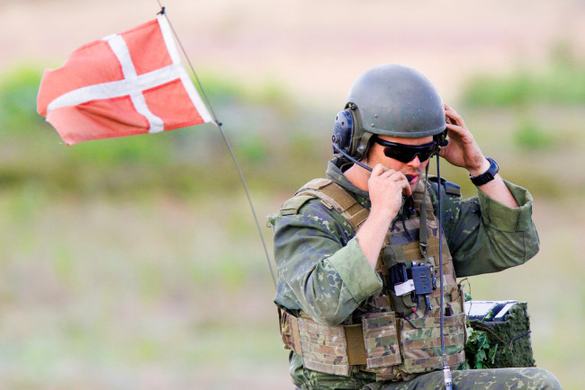 La Danimarca ha silenziosamente preparato sacche di sangue e bombe sulle piste per sicurezza nel caso Trump avesse invaso la Groenlandia