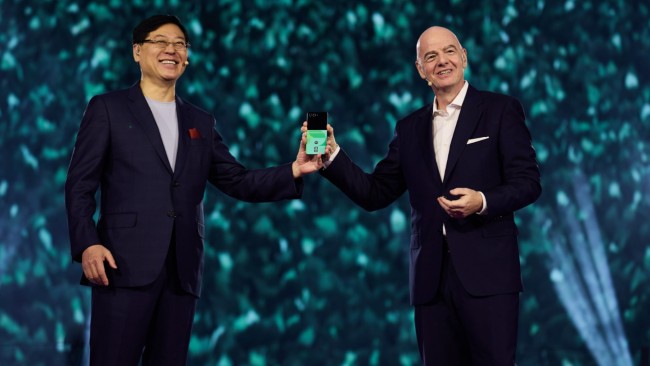 La FIFA utilizzerà la tecnologia AI per aiutare squadre e arbitri nei Mondiali, come avatar 3D dei giocatori, per cogliere fuorigioco