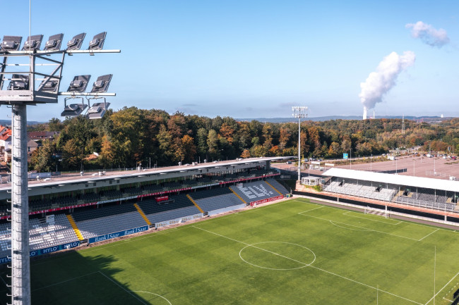 L'umile SV Elversberg, da un comune tedesco di 13.000 abitanti, ottiene una storica promozione in Bundesliga