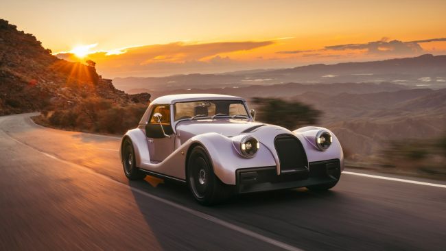 Morgan presenta il nuovo modello Supersport considerato "un'evoluzione del design"