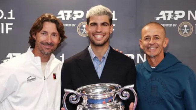 Samu López, il nuovo allenatore di Carlos Alcaraz, pubblica e cancella un post su Instagram