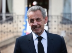 Sarkozy, ex presidente francese, inizia una condanna a cinque anni di carcere