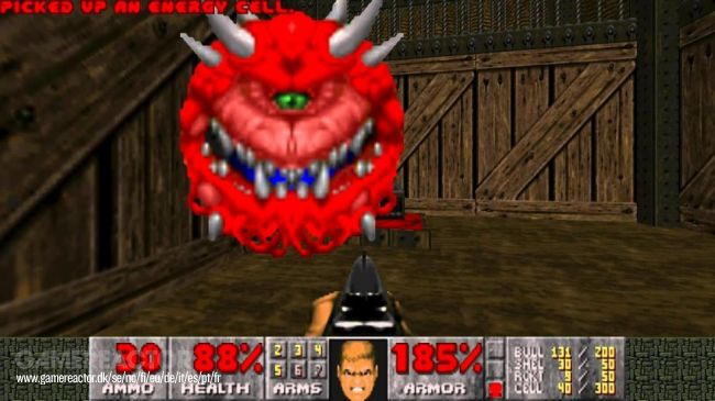 Questo obiettivo trasforma la tua vita in un videogioco nostalgico pixelato