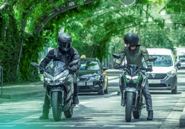 Kawasaki rivela i prezzi delle sue prime moto elettriche