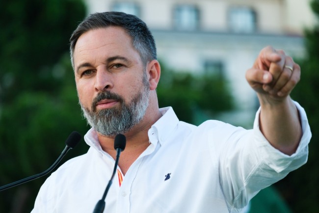 Le elezioni spagnole in Estremadura mettono in evidenza la crescente influenza dell'estrema destra e aggiungono pressione su Pedro Sánchez