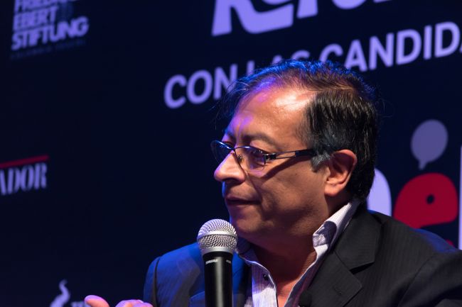 Il presidente colombiano Gustavo Petro chiede le dimissioni del gabinetto
