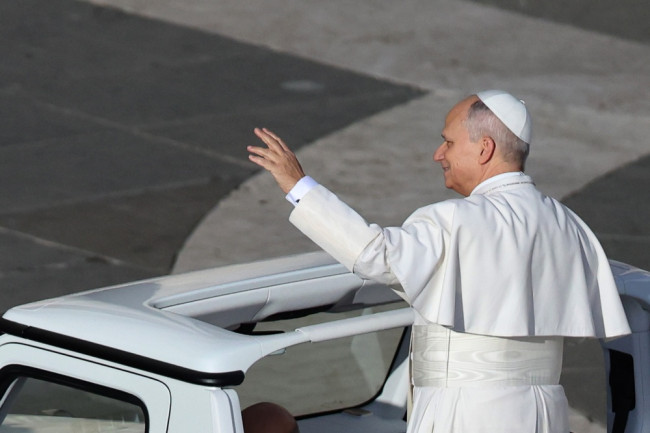Papa Leone promette di continuare a parlare contro la guerra dopo l'attacco di Trump