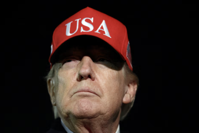 Trump avverte che le navi iraniane che si avvicinano al blocco statunitense "saranno immediatamente eliminate"