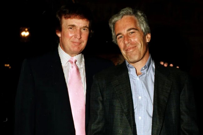 Le e-mail appena rilasciate suggeriscono che Trump sapeva delle attività di traffico sessuale di Jeffrey Epstein