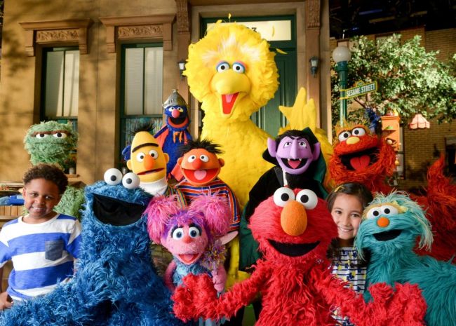 Sesame Street cerca una nuova casa mentre HBO e Max abbandonano l'accordo per i nuovi episodi